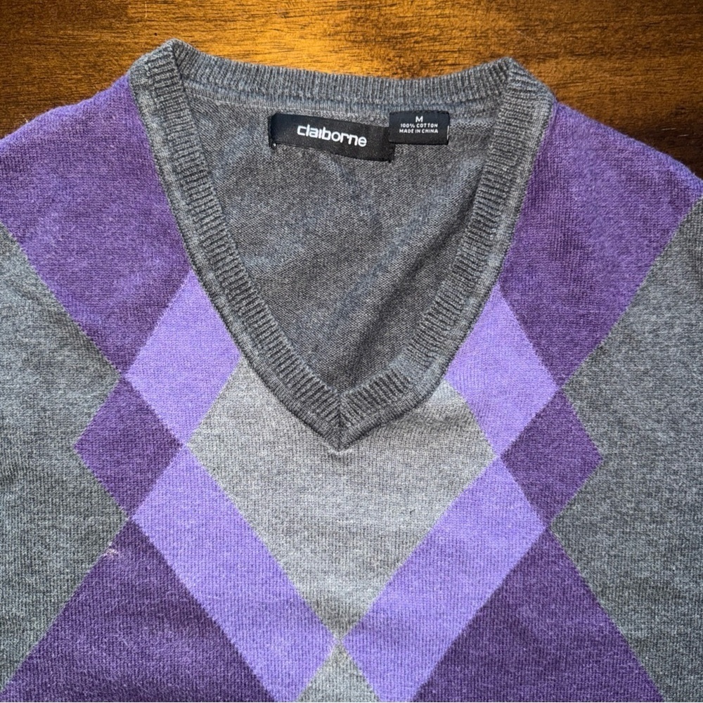 CLAIBORNE Men's Size Medium Gray & Purple Argyle Long Sleeve Pullover Sweater - Picture 7 of 10